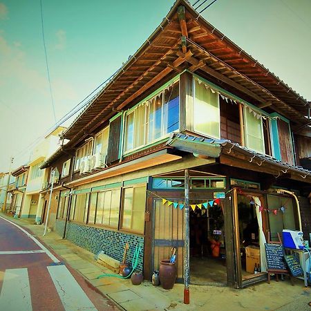 Minatoya Guesthouse Iki Exterior foto